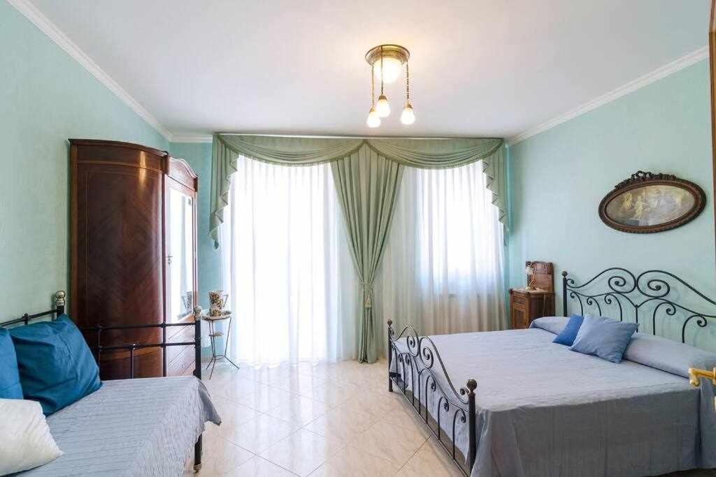 Casa Delle Zammare Fronte Mare Centro Storico Villa Riposto Buitenkant foto